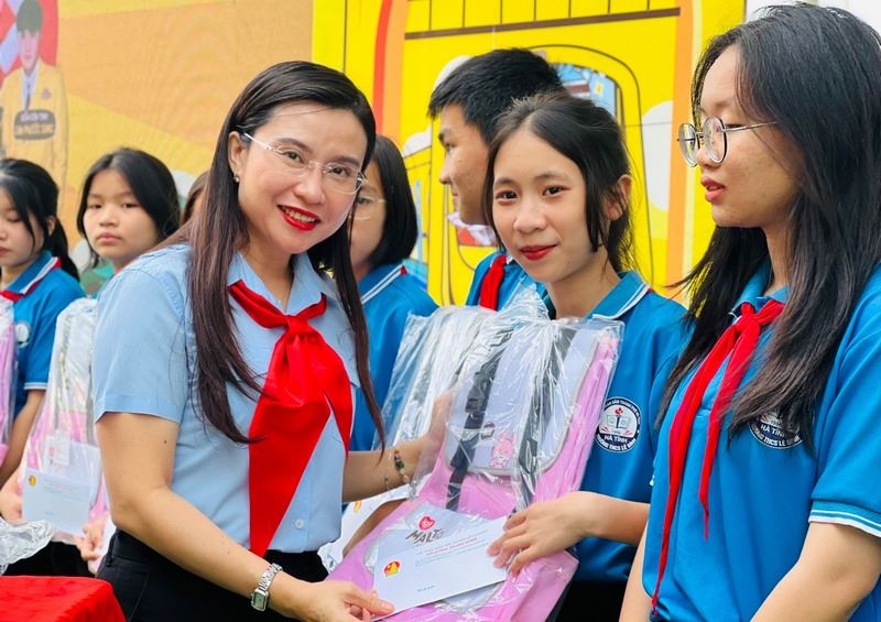 Sôi nổi ngày hội hướng nghiệp dành cho học sinh THCS tỉnh Hà Tĩnh