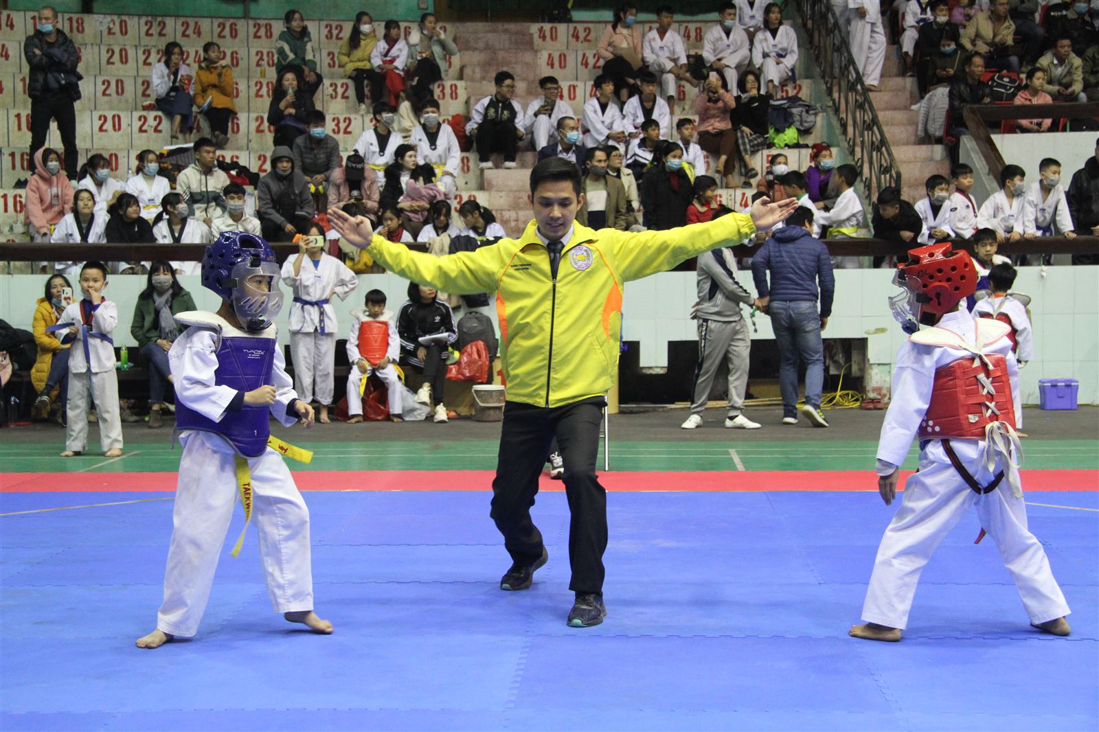 Bắc Giang: 220 vận động viên tham gia Giải võ Taekwondo Thiếu niên, Nhi đồng mở rộng lần thứ II, năm 2021