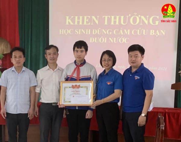 Bắc Ninh: Tuyên dương học sinh dũng cảm cứu người