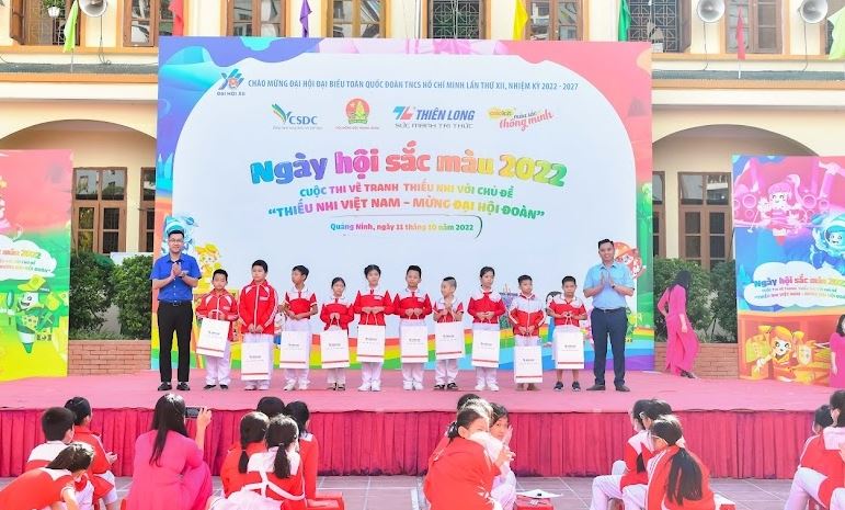 Hơn 500 thiếu nhi Quảng Ninh sôi nổi tham gia “Ngày hội sắc màu” năm 2022