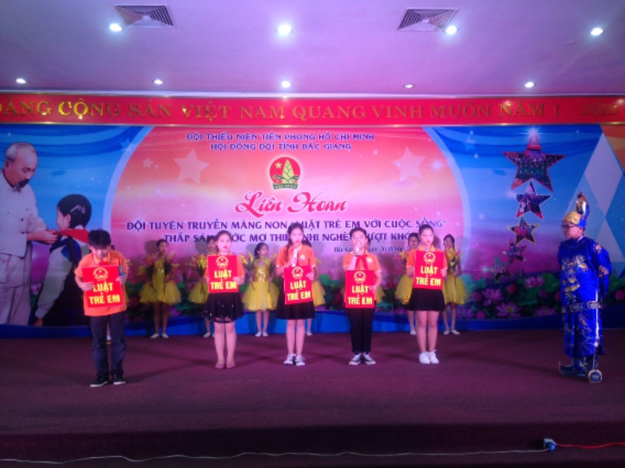Bắc Giang: Liên hoan Đội Tuyên truyền măng non chủ đê Luật Trẻ em với cuộc sống 
