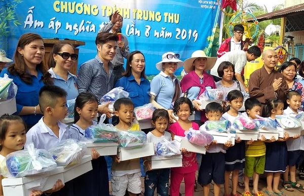Đồng Tháp: Tết Trung thu - Tuổi trẻ tình nguyện