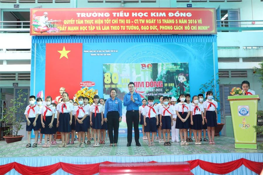 Bình Dương đồng loạt tổ chức lễ tưởng niệm 80 năm ngày anh hùng liệt sỹ Kim Đồng hy sinh (15/02/1943 - 15/02/2023)