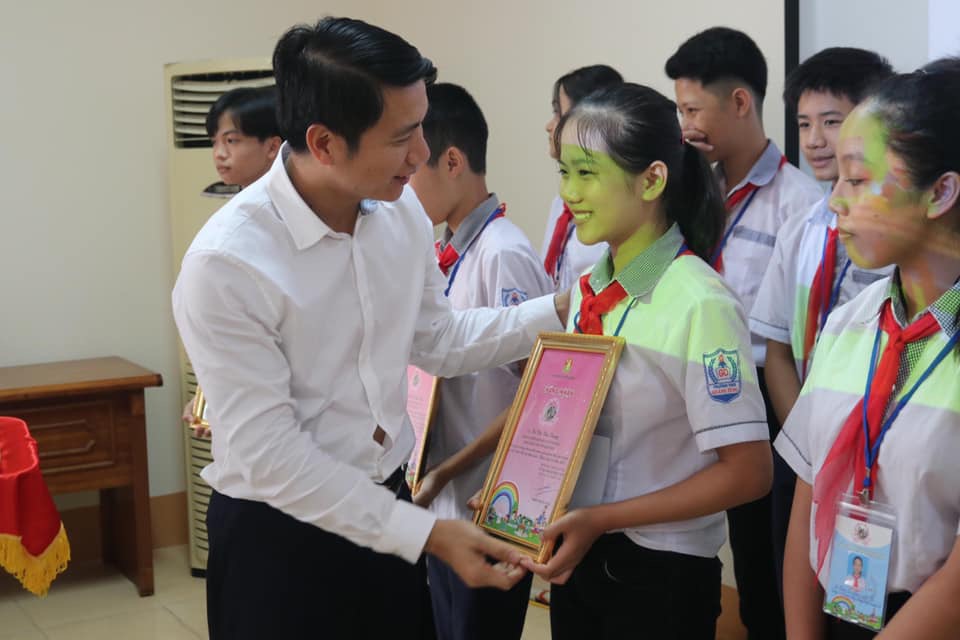 Vòng chung kết thi trực tuyến cuộc thi BHVTN tại điểm cầu Quảng Bình