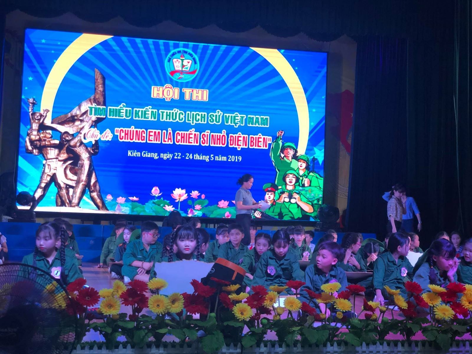 HỘI THI TÌM HIỂU KIẾN THỨC LỊCH SỬ CHỦ ĐỀ: CHÚNG EM LÀ CHIẾN SĨ NHỎ ĐIỆN BIÊN
