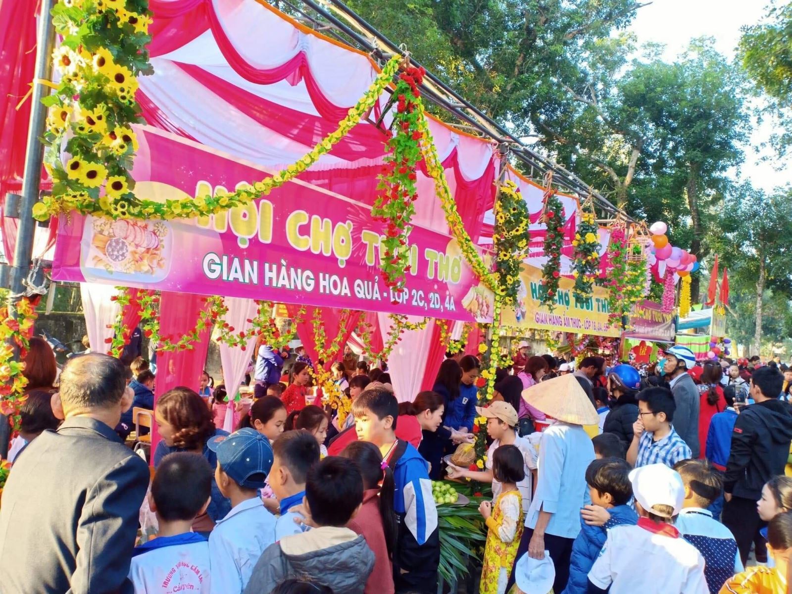 Hà Tĩnh: Thiết thực mô hình “Hội chợ tuổi thơ” và hoạt động hỗ trợ thiếu nhi