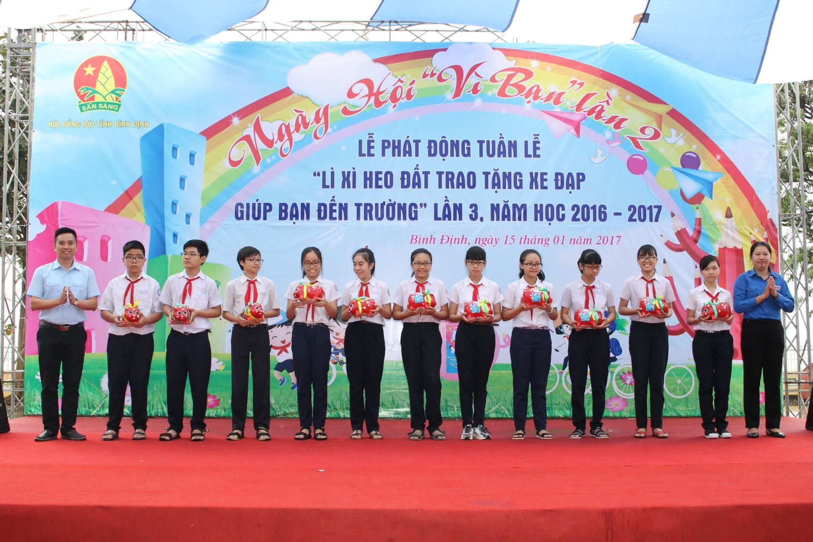 Bình Định: Ngày hội Vì bạn - Tết ấm tình thương