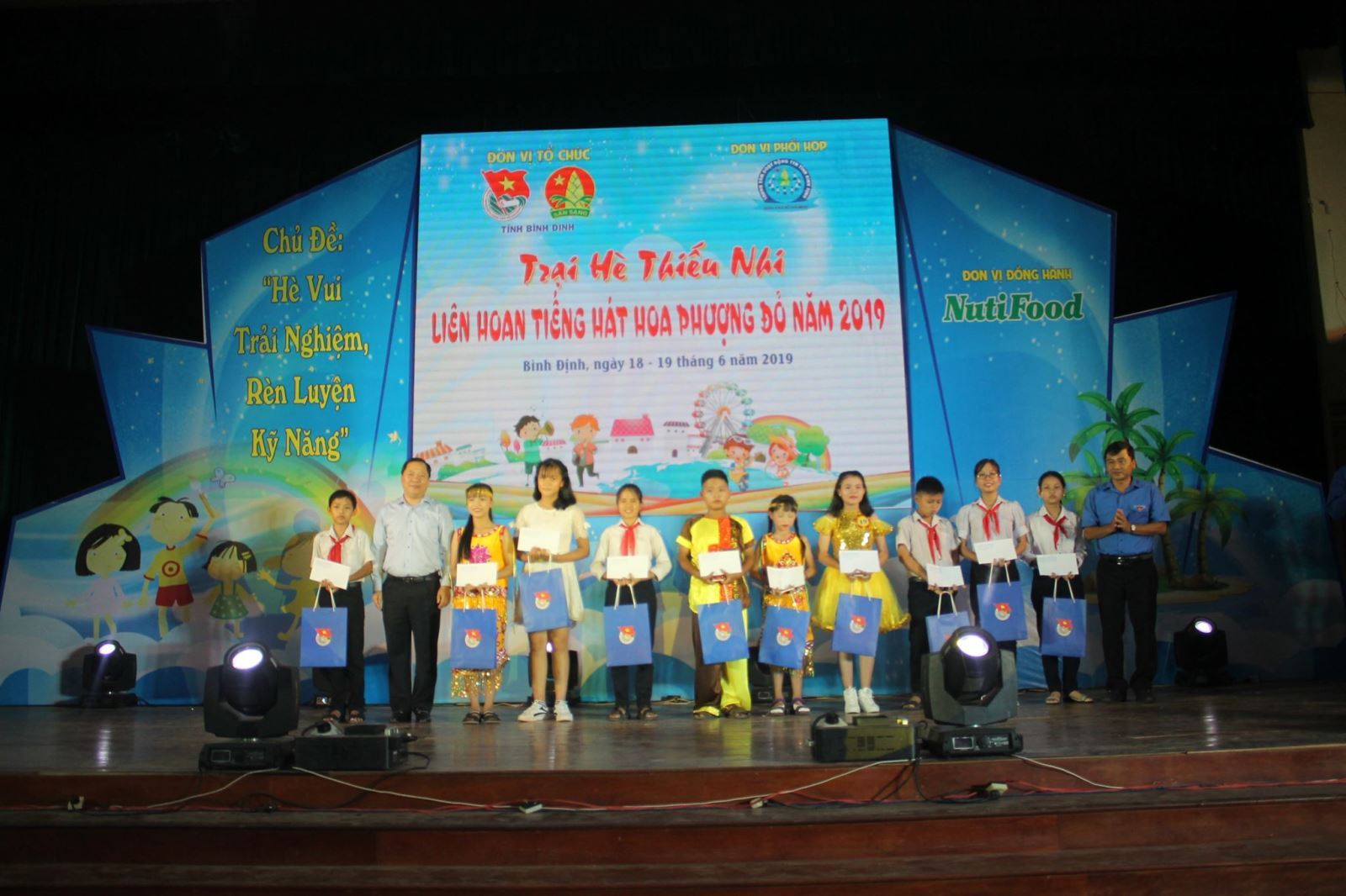 Bình Định tổ chức Trại hè Thiếu nhi và Liên hoan Tiếng hát Hoa phượng đỏ, năm 2019