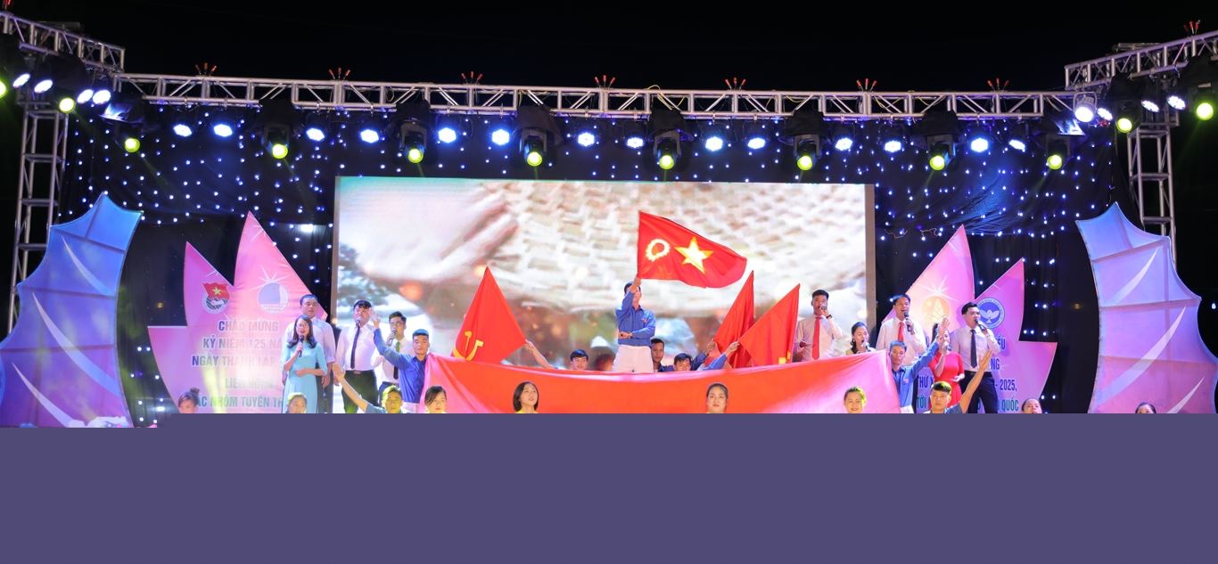 Bắc Giang tổ chức Chương trình nghệ thuật “Khúc ca tháng 10 - Sắt son niềm tin với Đảng”