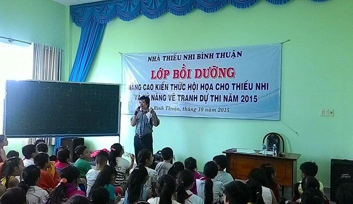 Nhà thiếu nhi tỉnh Bình Thuận: Bồi dưỡng nâng cao kiến thức hội họa cho năm 2015