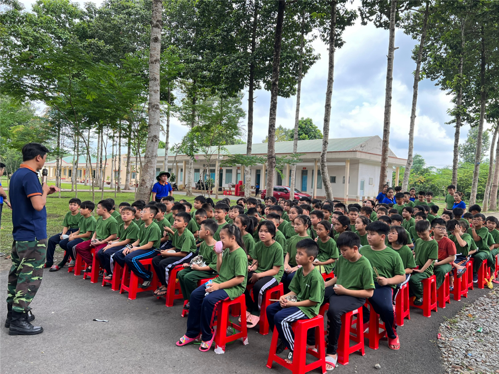 Bình Phước: 126 em học sinh hào hứng tham gia Chương trình Chúng em tập làm chiến sỹ Điện Biên năm 2023 - Khóa I