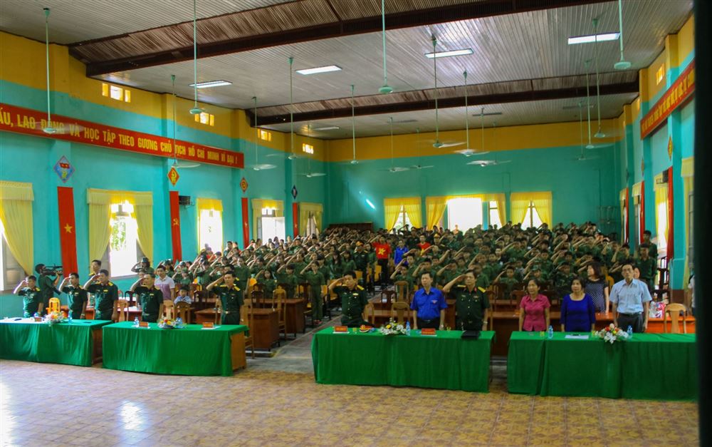 Thái Nguyên: Ấn tượng từ chương trình “Học kì trong quân đội” năm 2016