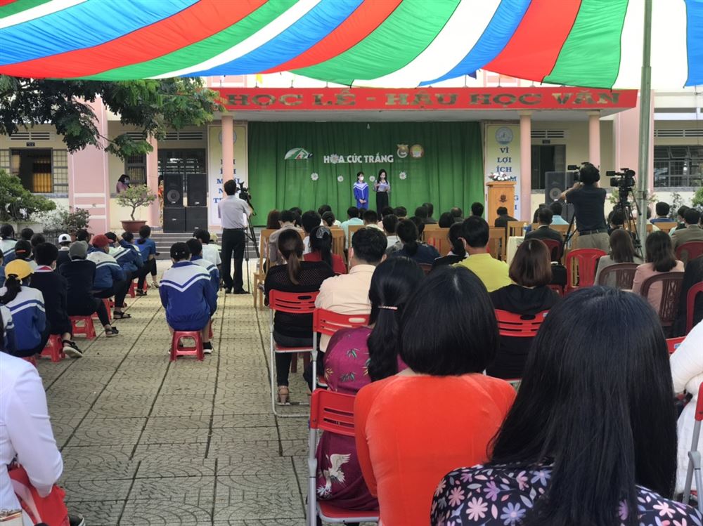 Lâm Đồng: 318 triệu đồng hỗ trợ học sinh nghèo học giỏi từ Chương trình Hoa Cúc Trắng