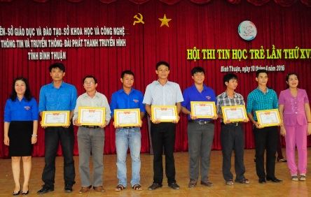 206 học sinh tham gia Hội thi Tin học trẻ tỉnh Bình Thuận lần thứ XVII - 2016 