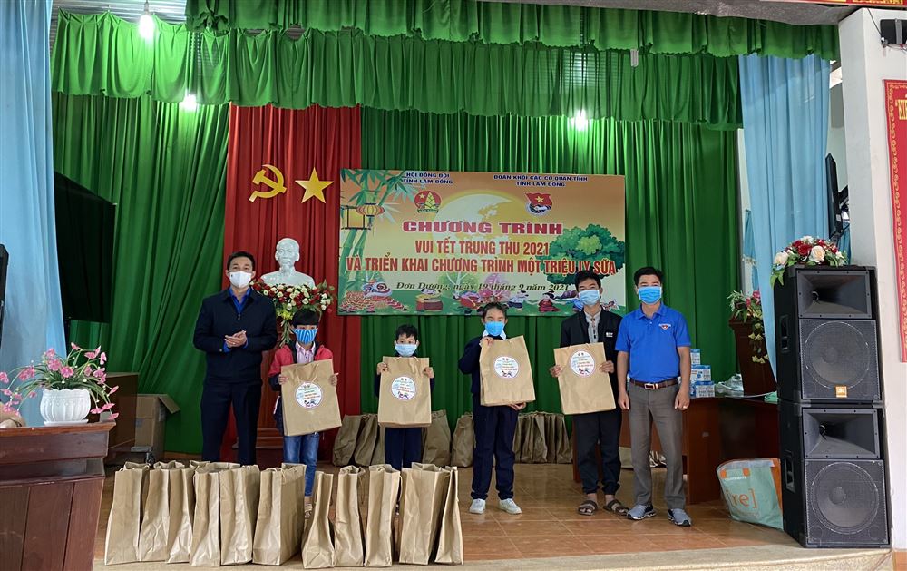 Lâm Đồng - Tổ chức các hoạt động Vui Tết Trung thu năm 2021 và triển khai chương trình Triệu ly sữa