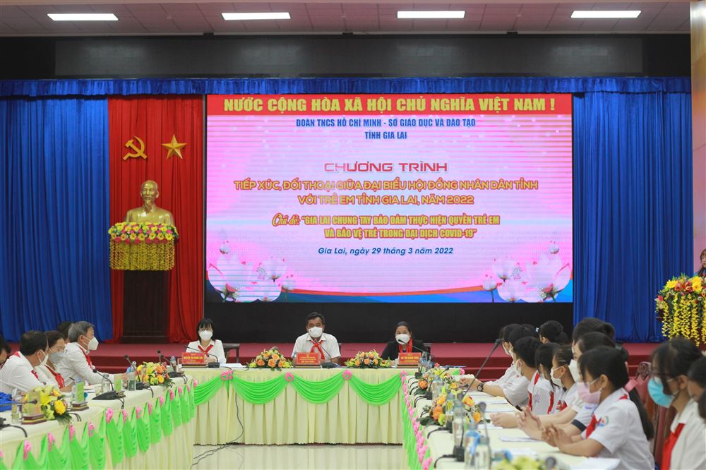 Gia Lai: Tổ chức Chương trình “Tiếp xúc đối thoại giữa đại biểu HĐND tỉnh với trẻ em” tỉnh Gia Lai, năm 2022 với chủ đề “Gia Lai chung tay bảo đảm thực hiện quyền trẻ em và bảo vệ trẻ em trong đại dịch COVID-19”