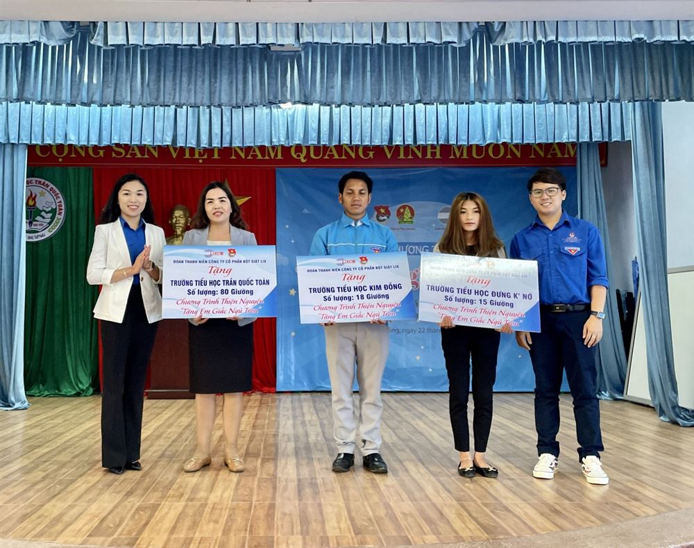 Lâm Đồng tổ chức Chương trình Tặng em giấc ngủ tròn năm 2022